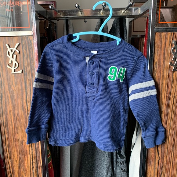Old Navy “94” Thermal Shirt - Picture 1 of 3